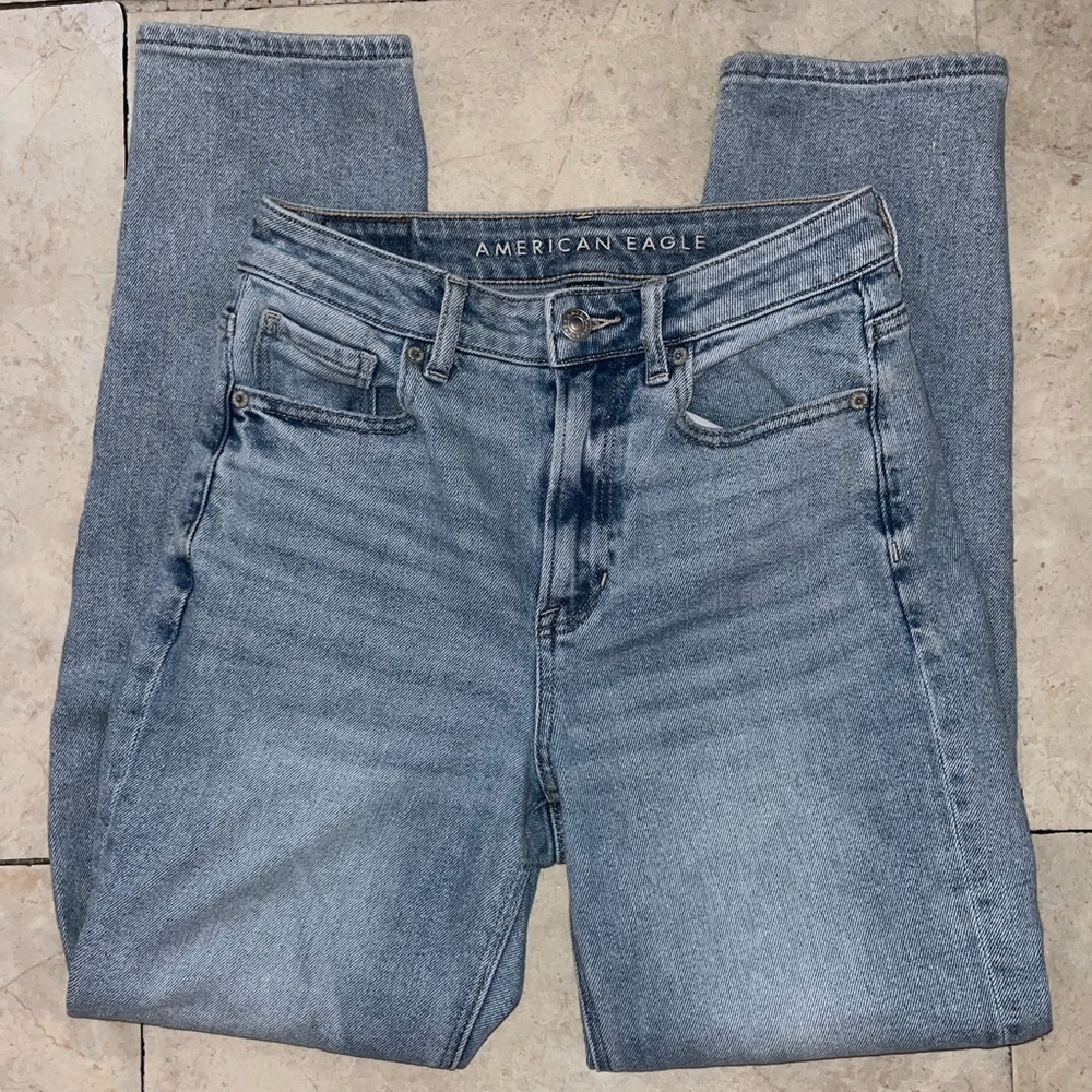 American Eagle Mom Jeans